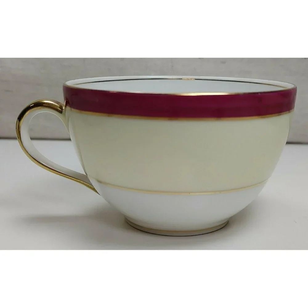 Vintage 1930's Victoria Czechoslovakia Bone China Tea Cup Coffee Cup Handle Gold